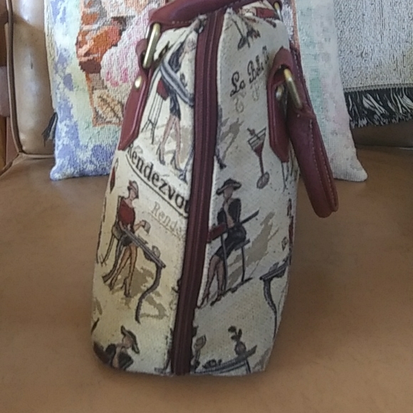 Tapestry Woman Seated At A Table  Signare Purse - Picture 3 of 6